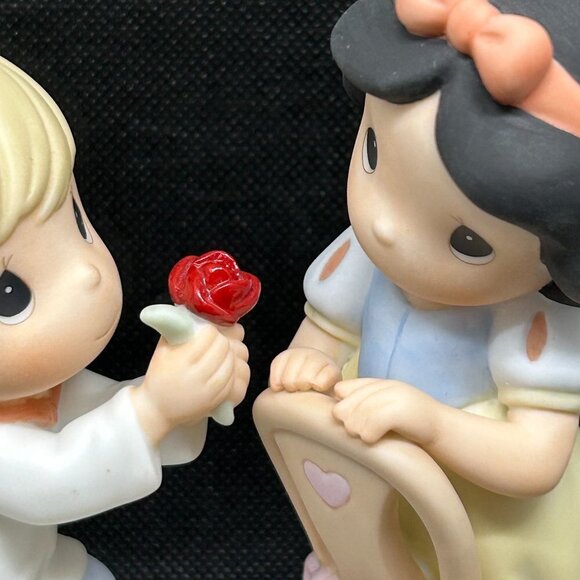 Disney Precious Moments “With A Smile and A Song" figurine - Picture 5 of 7